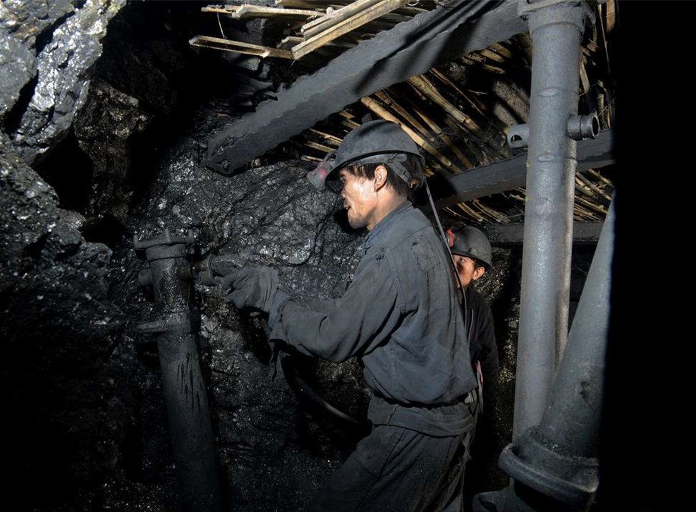 陕西矿井下杀16岁男孩装家属骗赔68万