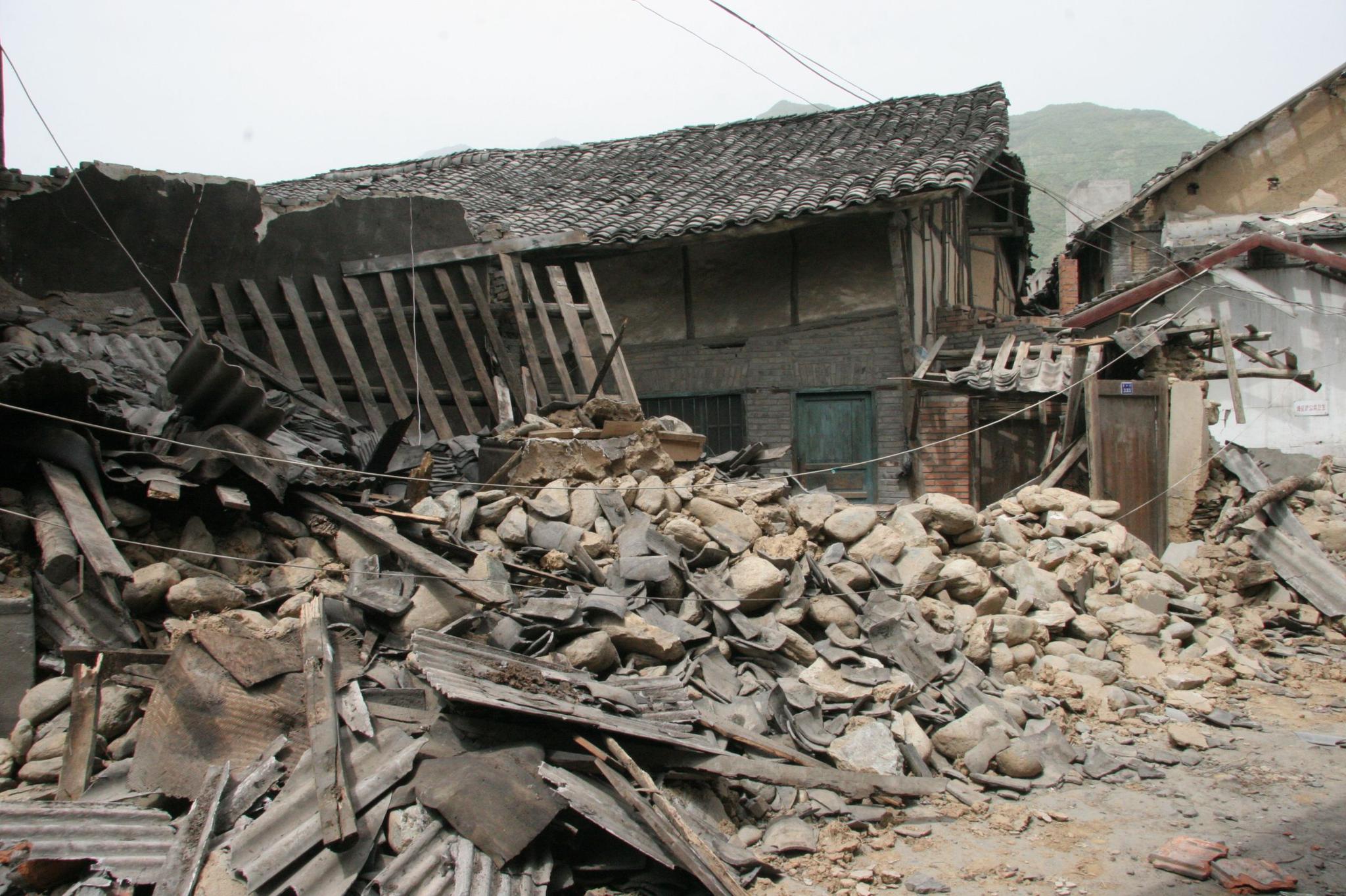 宅基地标准面积政策加严,翻新变得比重建更划算?